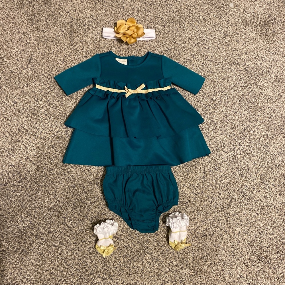 First Impressions Green and Gold Kids Matching Set